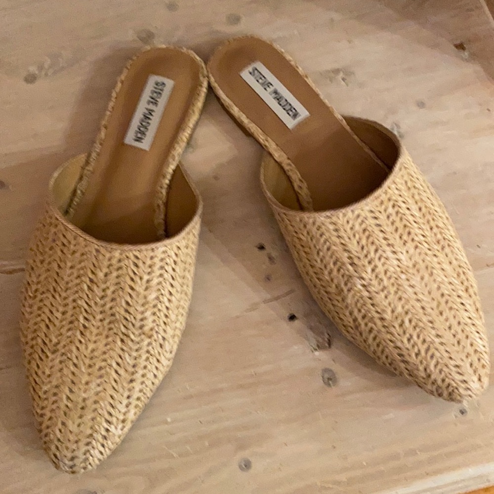 Steve Madden Slides